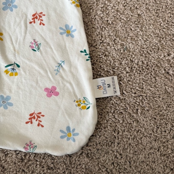 Daysi Baby White Sleeping Bag Sleep Sacks Size Medium - Picture 2 of 3